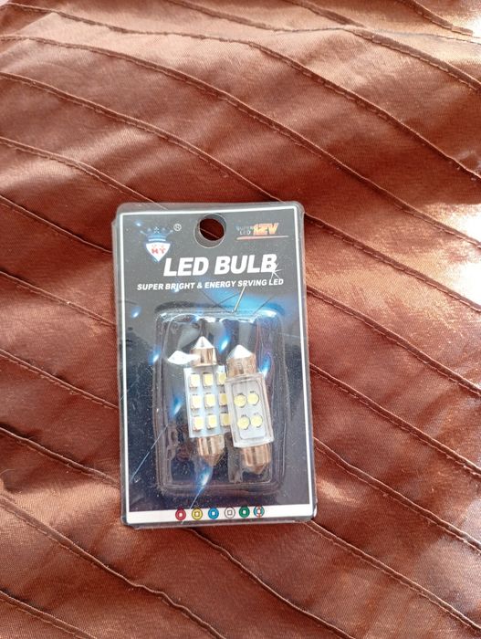 Żarówki LED 12V nowe