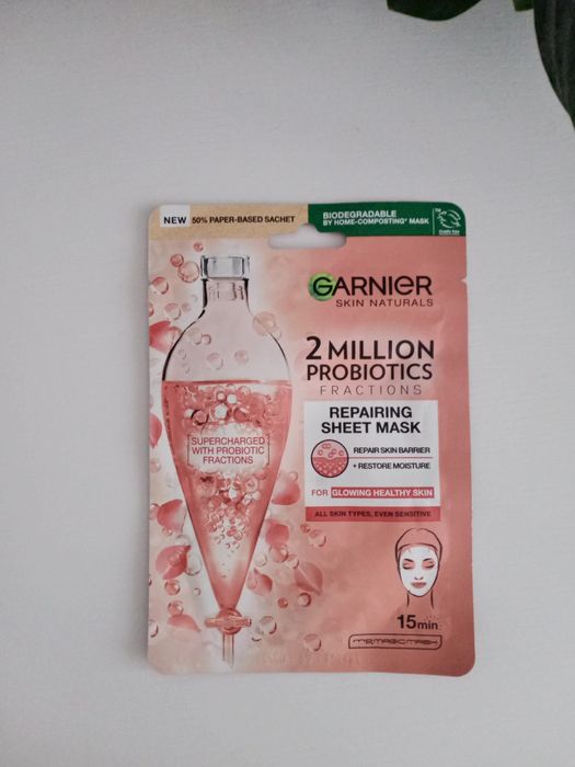 regenerująca maska na tkaninie Garnier Skin Naturals 2 Million Probiot