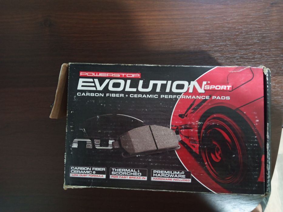 Продам тормозные колодки новые карбоно керамика