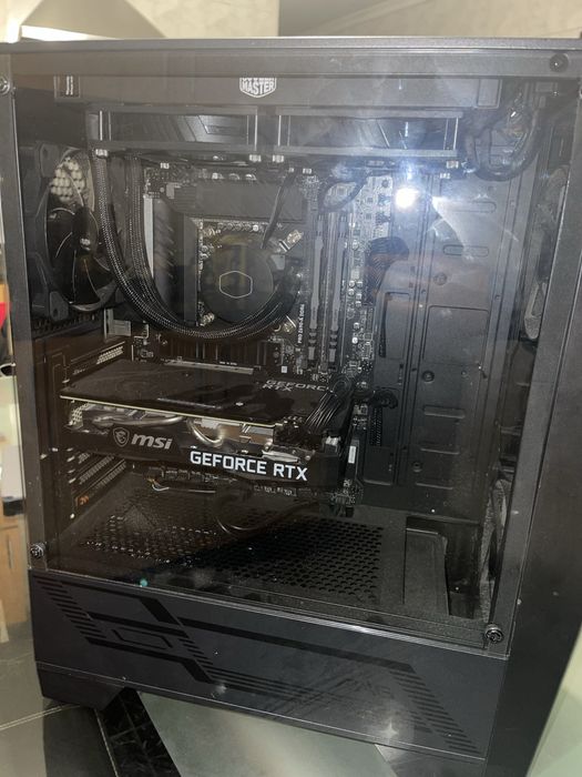 MSI Desktop Computer479250725586216962