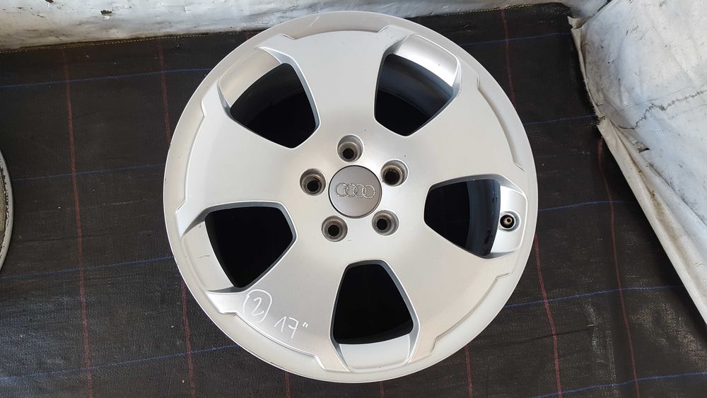 Felgi aluminiowe kpl 5x112 7Jx17cali ET56 VW Audi Seat Skoda