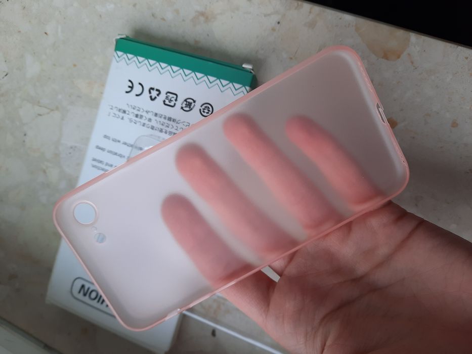Etui iphone 7 8 / SE 2020 / 2022  0.33mm slim  ultra cienki