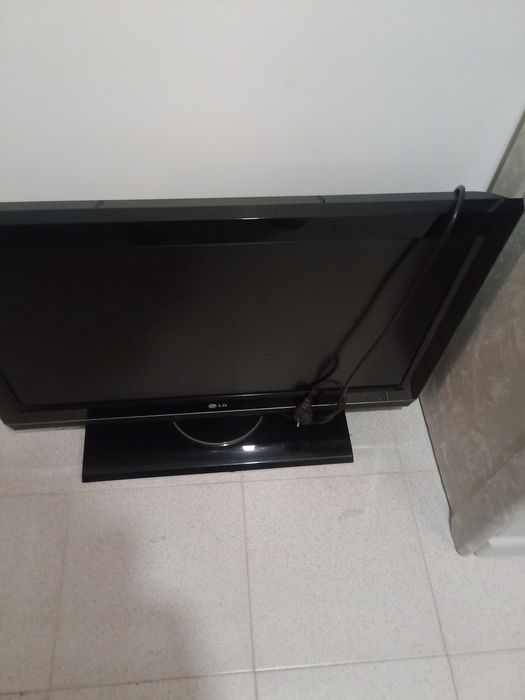TV LG plasma em ótimo estado