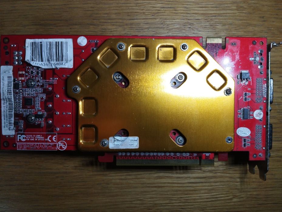 Відеокарта NVIDIA GeForce 9800 GT
Ім'я	GeForce 9800 GT