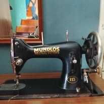 Máquina de Costura Antiga FUNCIONAL E COLECIONÁVEL