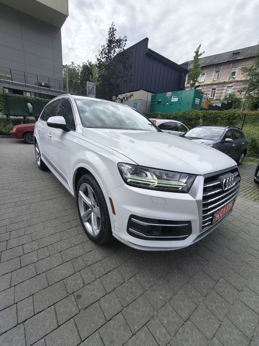 Audi Q7 2019 VIN WA1VAAF71KD034046 фото оголошення 5 з 24