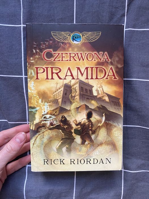 Czerwona Piramida - Rick Riordan