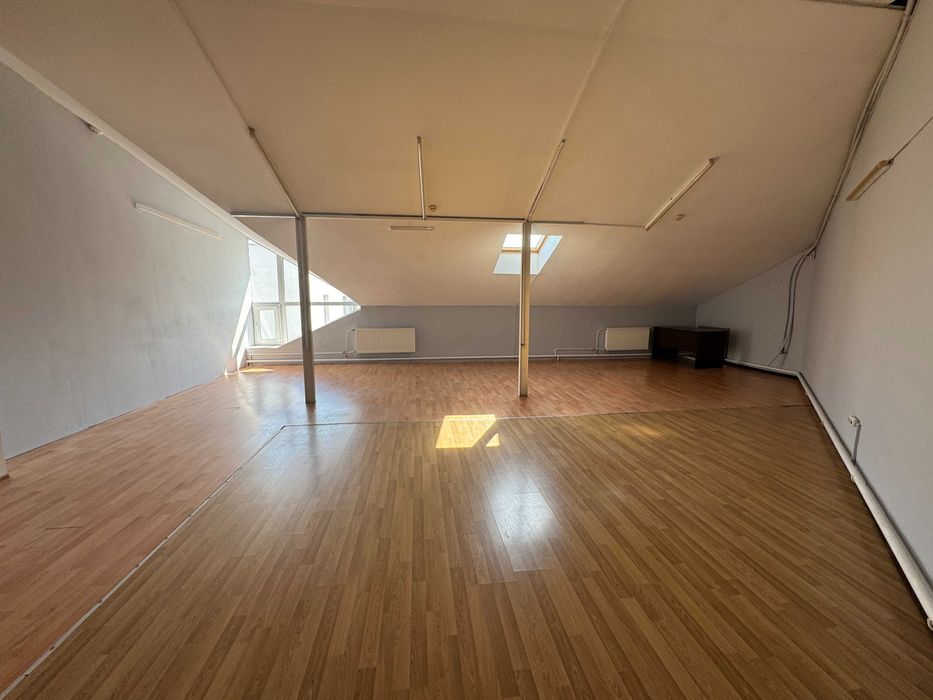 Офісне приміщення/кабінет по вул. Припортова