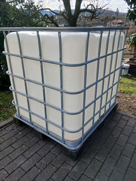 Depósito  1000l robusto