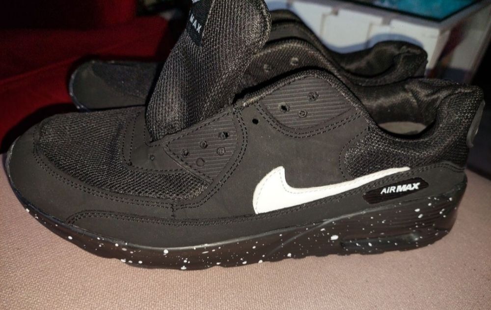 Sprzedam nowe buty męskie rozmiar eur 42