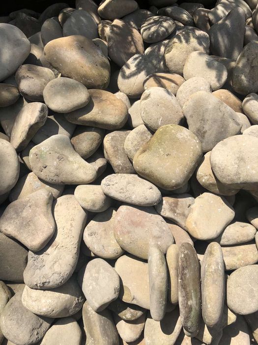 Продаємо річковий камінь,галька, валун!