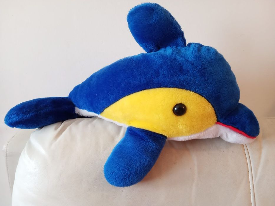 Brinquedo: Peluche golfinho azul