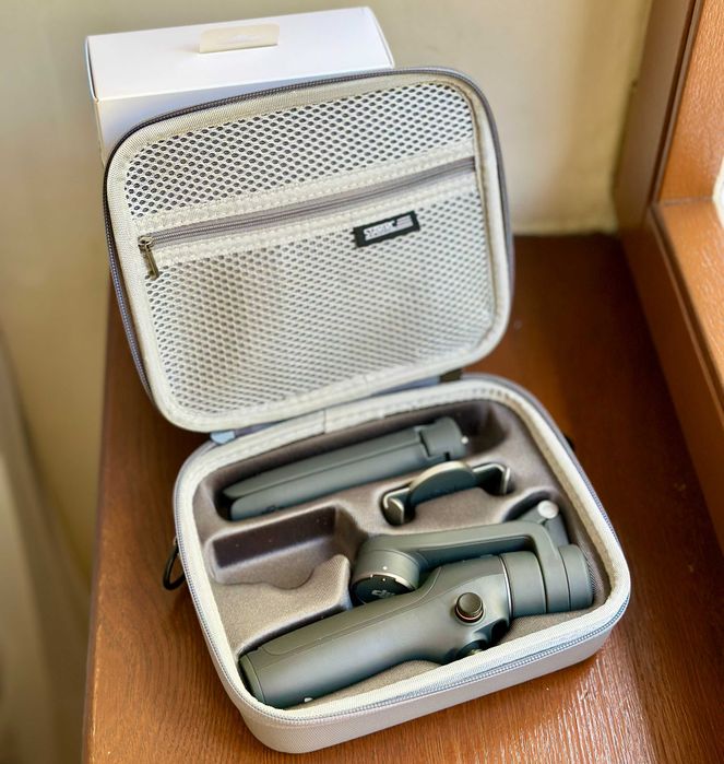 Продам твердий оригінальний чохол для DJI Osmo Mobile 6