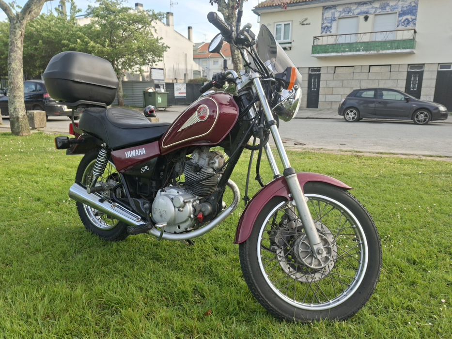 YAMAHA sr 125 vermelha