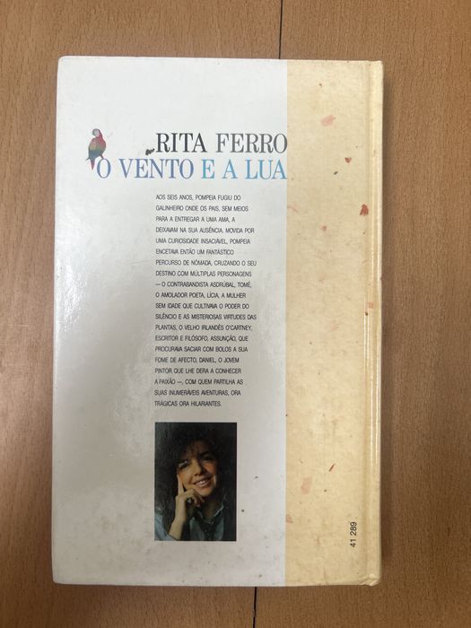 O vento e a lua - Rita Ferro