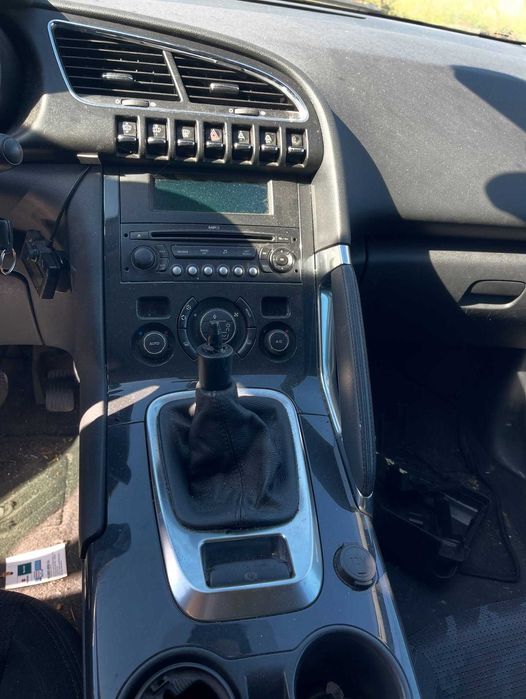 Peugeot 3008 de 2012 para peças!