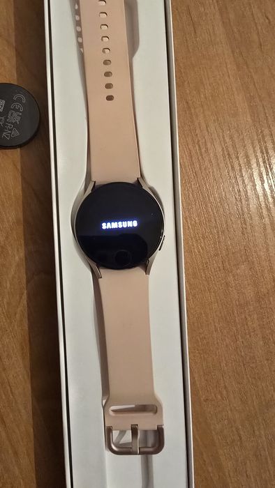 Smartwatch Samsung Galaxy Watch 5 LTE różowy