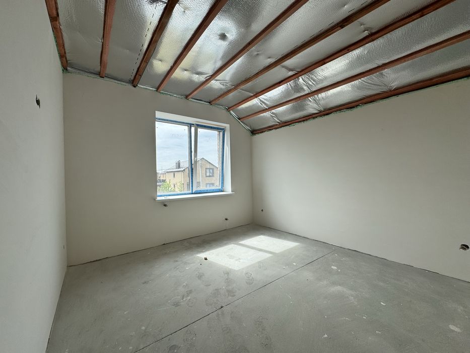 Продаж будинку в чудовій локаціі