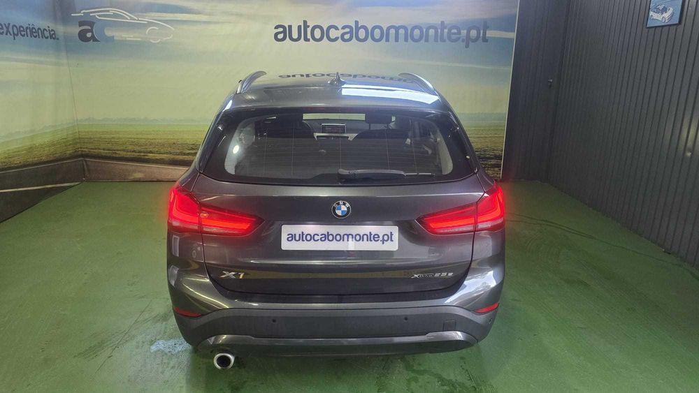 BMW X1 XDrive 25e - Salvado