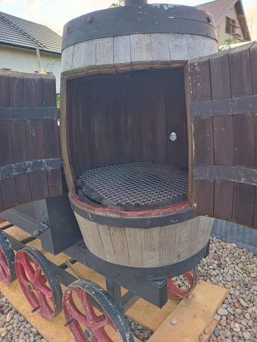 Grill Lokomotywa z wędzarnią