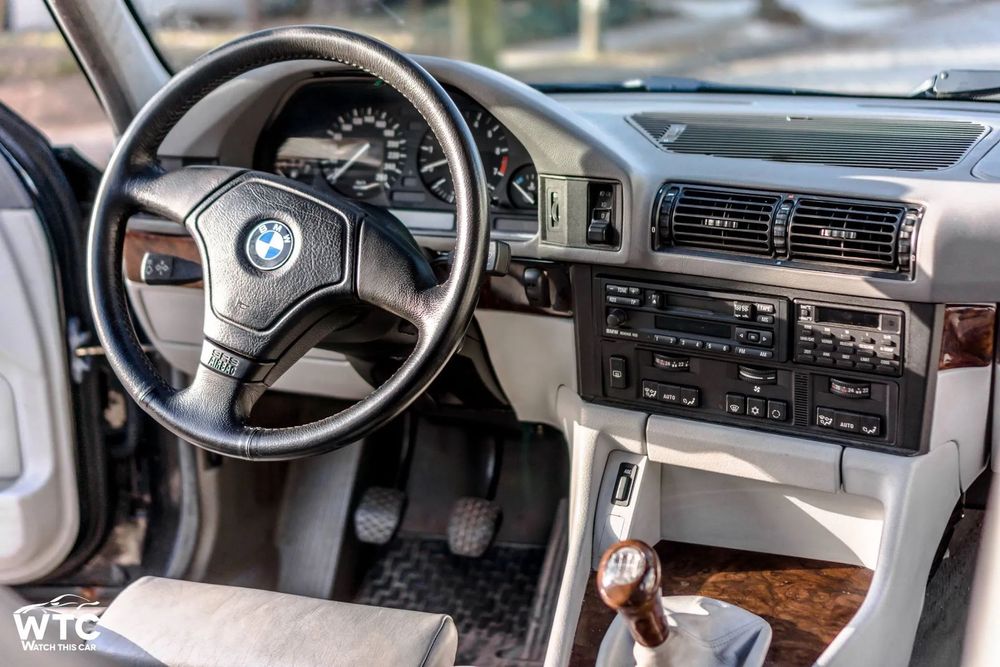 BMW Seria 5 BMW E34 540i Manual