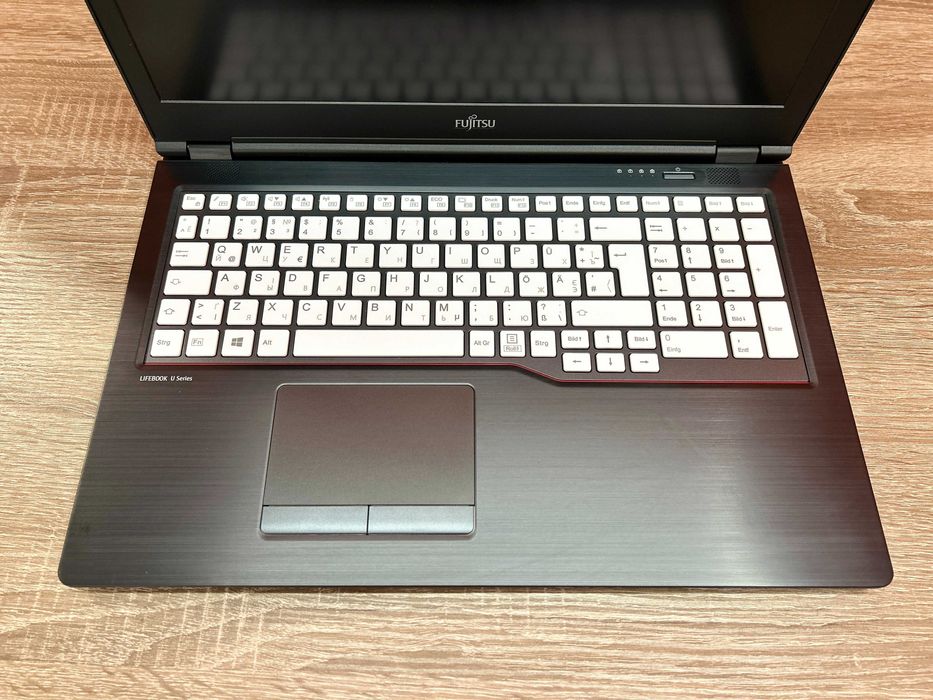 Ноутбук 15.6" Fujitsu U757 (1920x1080) IPS/i5-6200U, 8 RAM, 512 M2 SSD/Type-C + Гарантія 1 рік