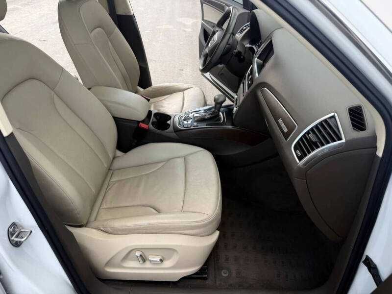 2017 Audi Q5 2.0T quattro Premium