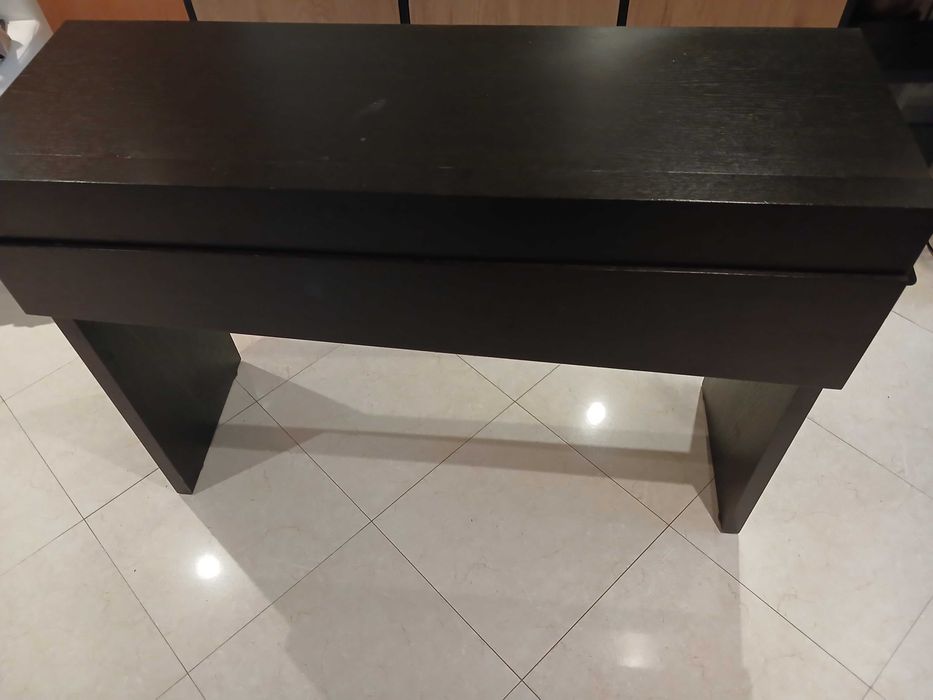 Consola Hall de entrada