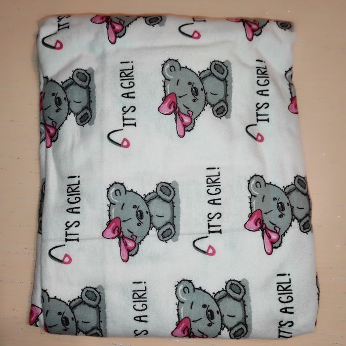 Простирадло байкове в дитяче ліжечко