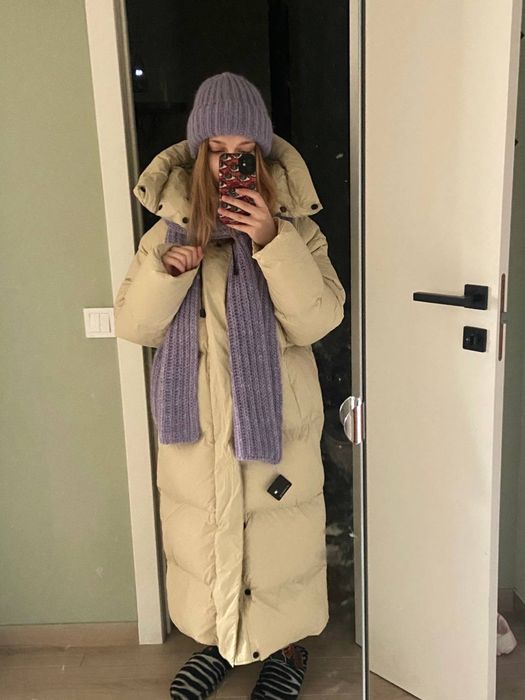 Теплий зимовий пуховик