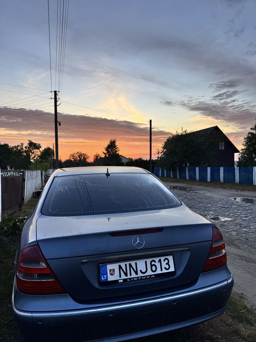 Mercedes w211 E270