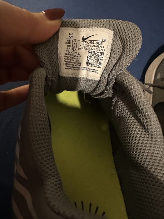 Sportowe buty Nike rozmiar 37,5