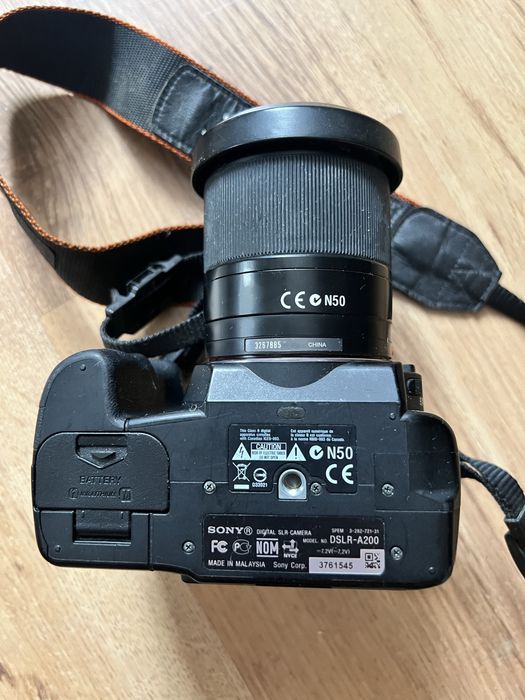 Sony alpha a200 DSLR-A200