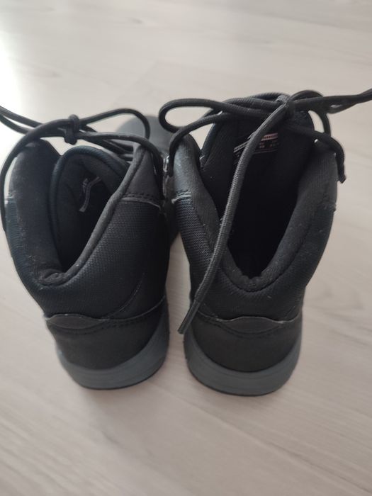 Obuwie jesienne wiosenne 4F 35