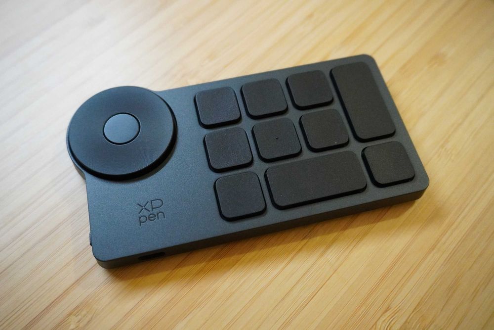 Tablet graficzny XPPen Artist Pro 24 (Gen 2) 4k, stan idealny