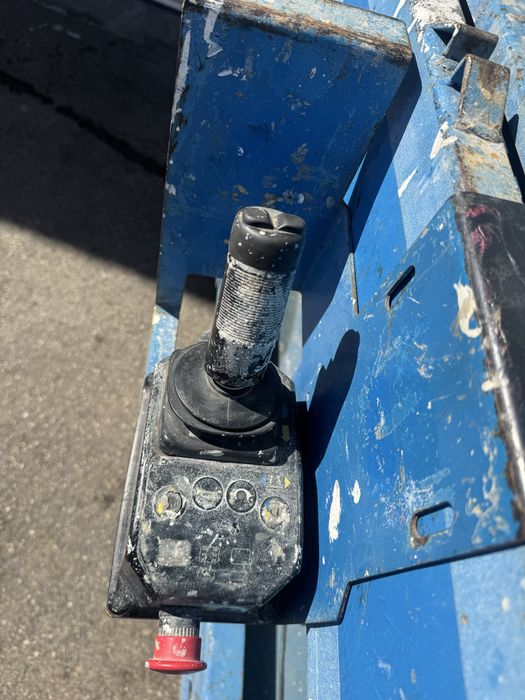 Plataforma Elevatoria 12mt (usada) Tesoura