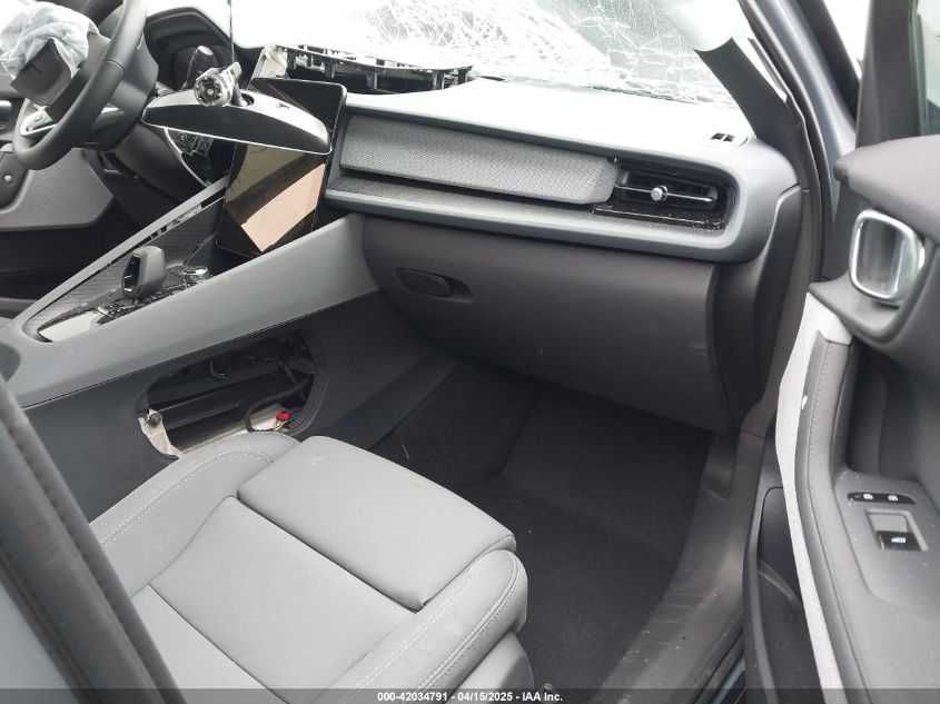 Разборка Polestar 2 2022