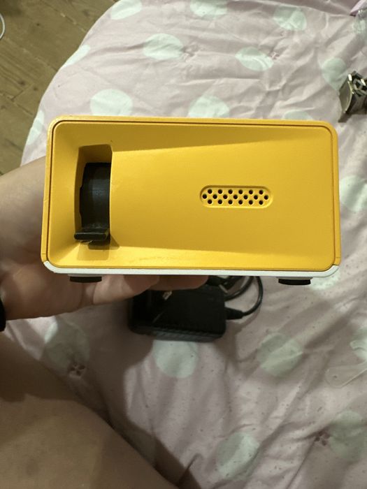 Mini Projetor - Perfeito funcionamento