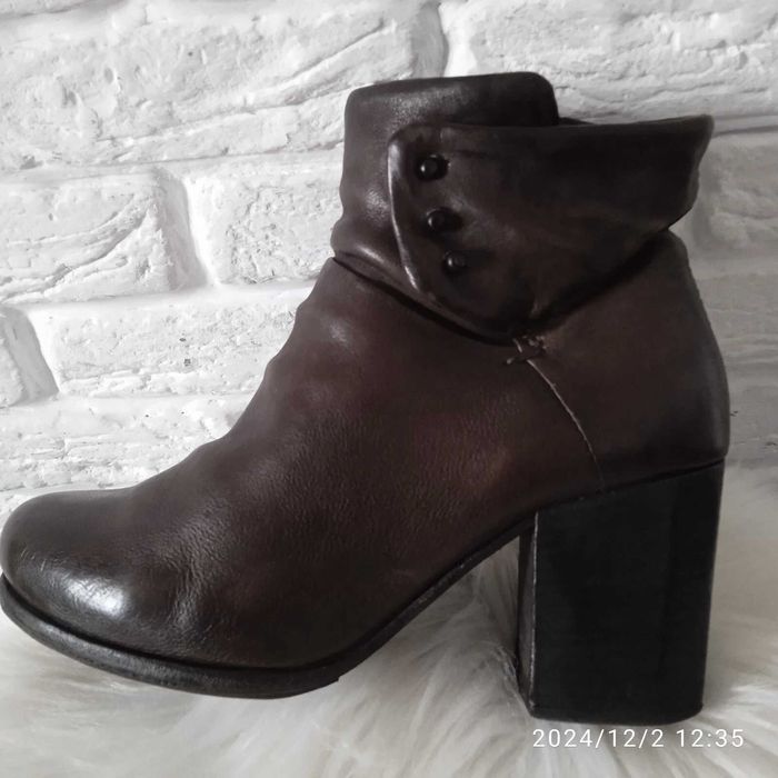 AS 98 коричневі шкіряні італійські черевики EU 36