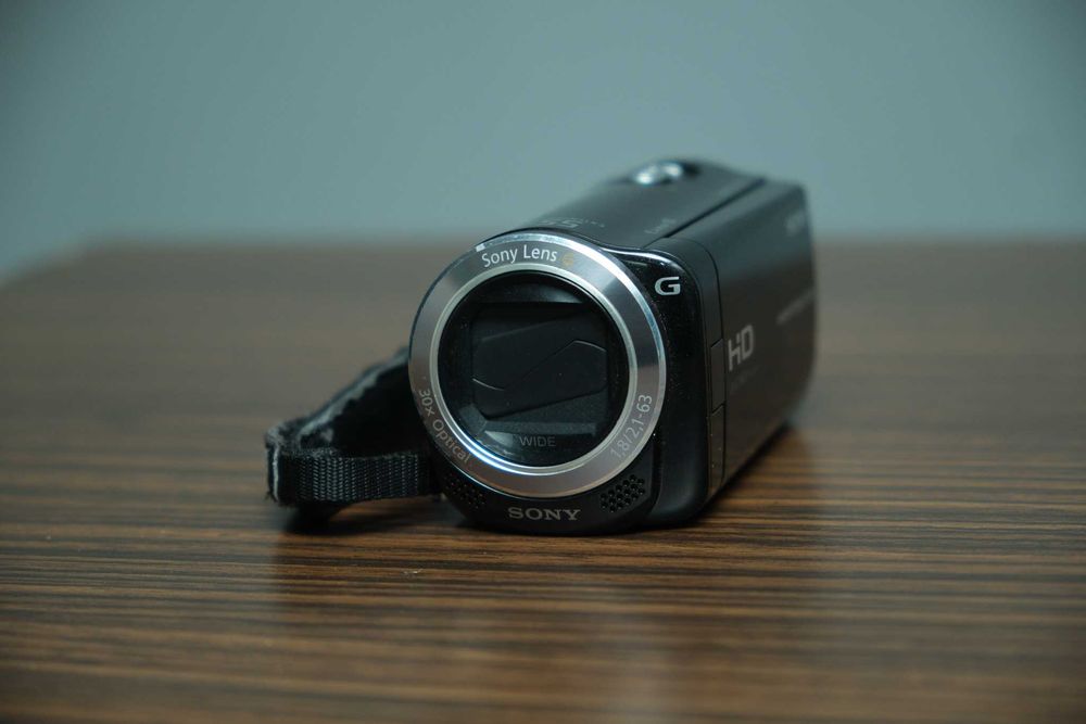 Відеокамера Sony HDR-CX250E Black