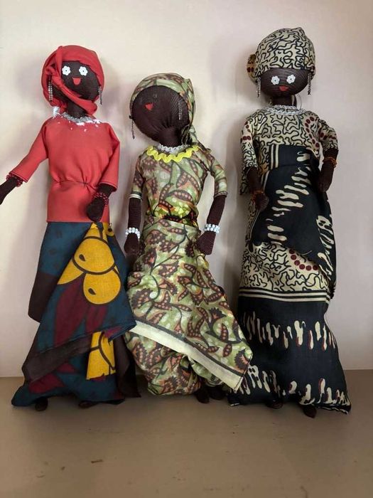 Vendo artigos Arte Africana