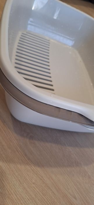 Caixa de areia com peneira