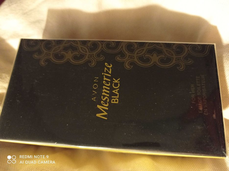 Woda toaletowa Avon Mesmerize Black 50 ml.