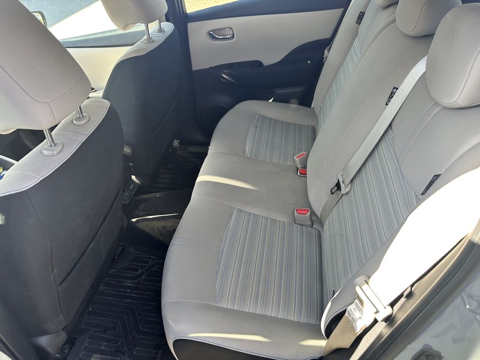 Bez odstepnego Cesja Nissan Leaf 2022 N-Connecta 62kWh, Niska rata