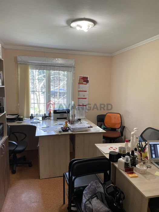 Продам будівлю під коменрційну діяльність 65000$