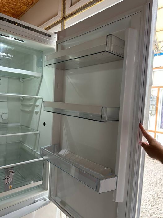 Холодильник  bosch RB3300SA з Німеччини (майже новий)