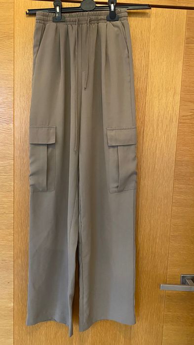 Spodnie Cropp rozm.34