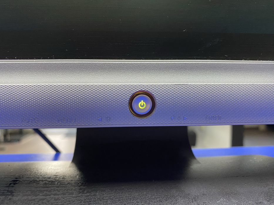 Монітор BENQ G700AD