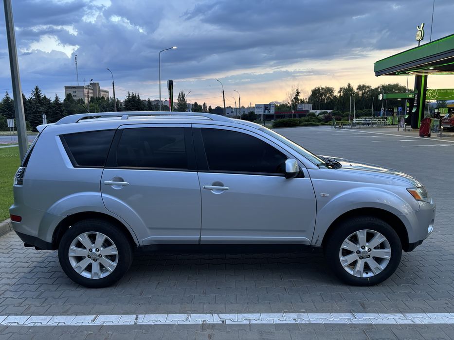 Mitsubishi Outlander 2.0 ТДІ