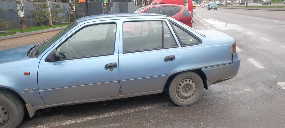 Продам део нексия